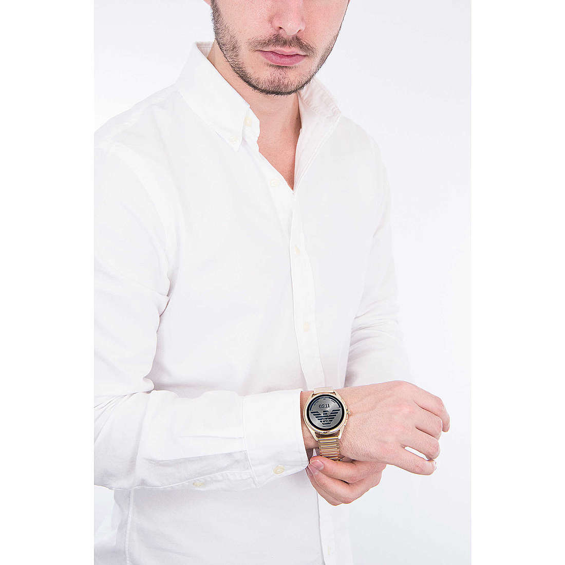 Emporio Armani Smartwatches man ART5027 wearing