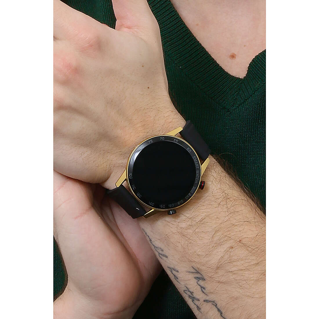 Lotus Smartwatches Smartwatch man 50019/1 wearing