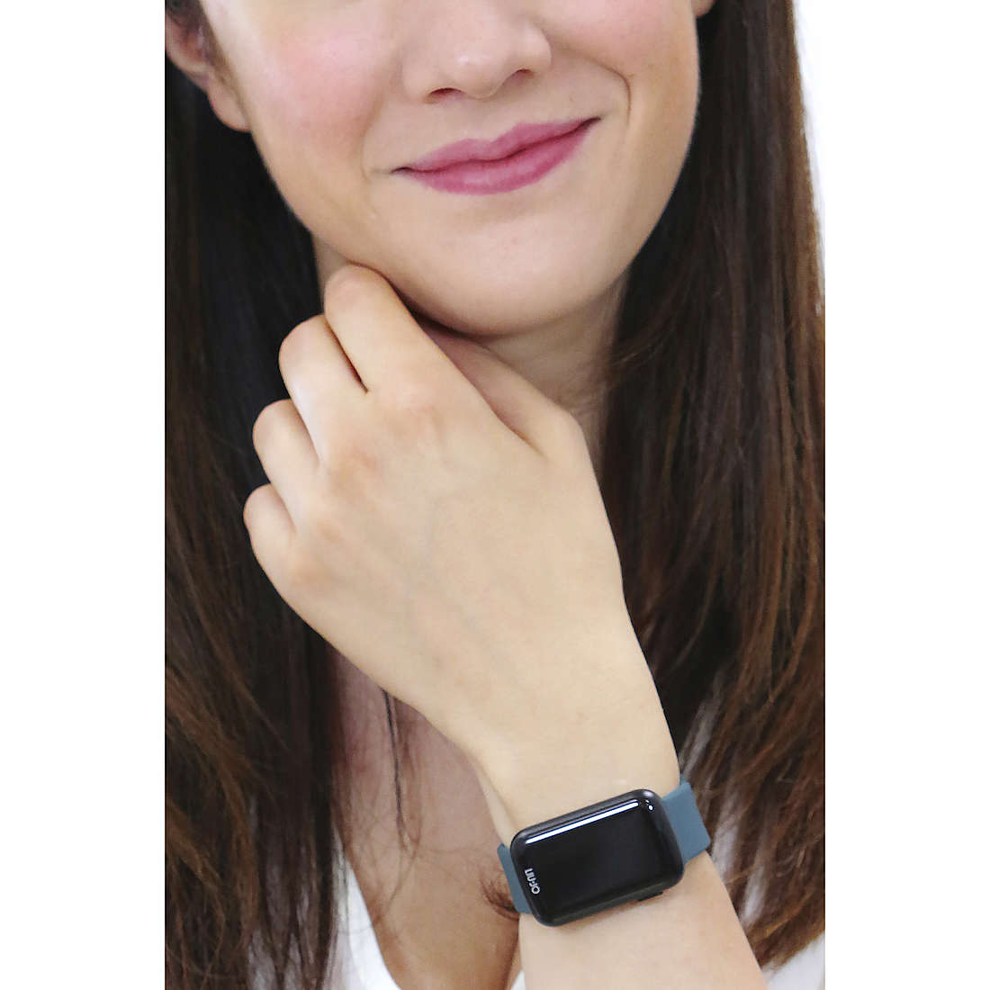 Liujo Smartwatches Smartwatch Fit woman SWLJ035 wearing
