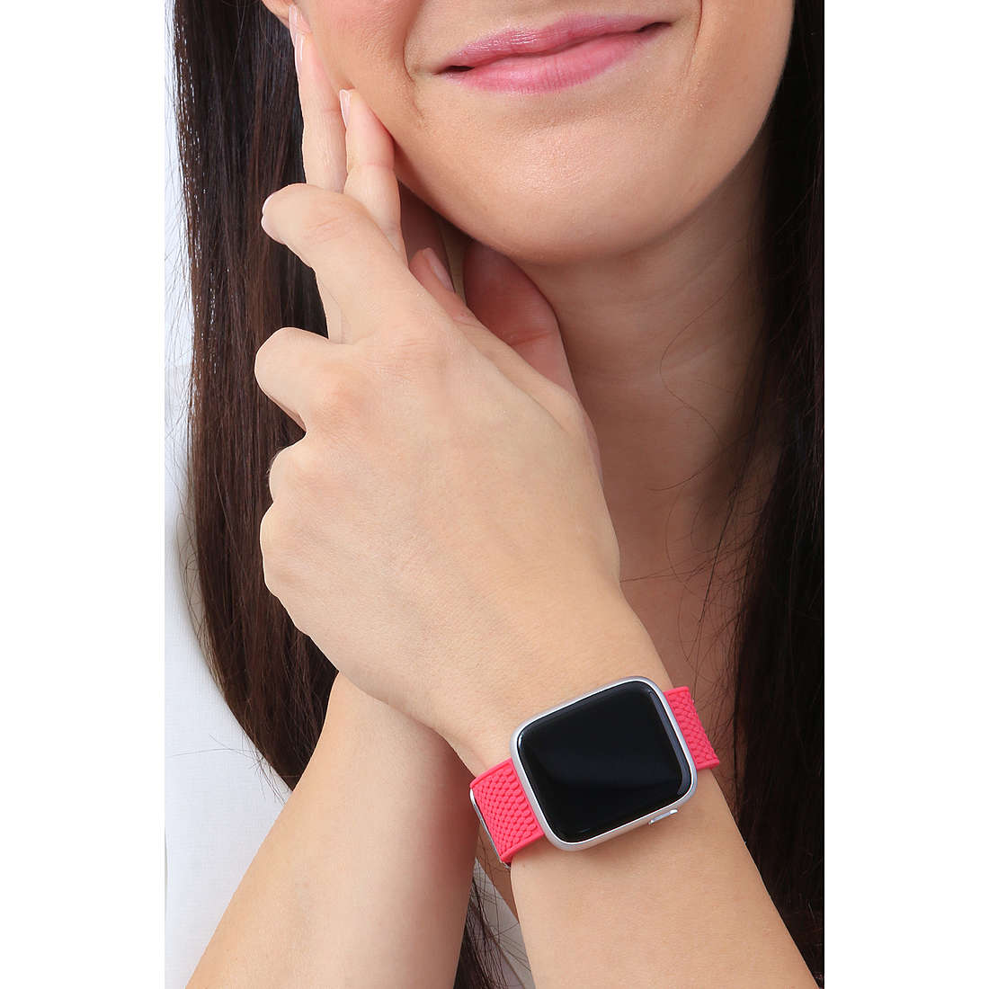 Morellato Smartwatches M-01 woman R0151167501 wearing