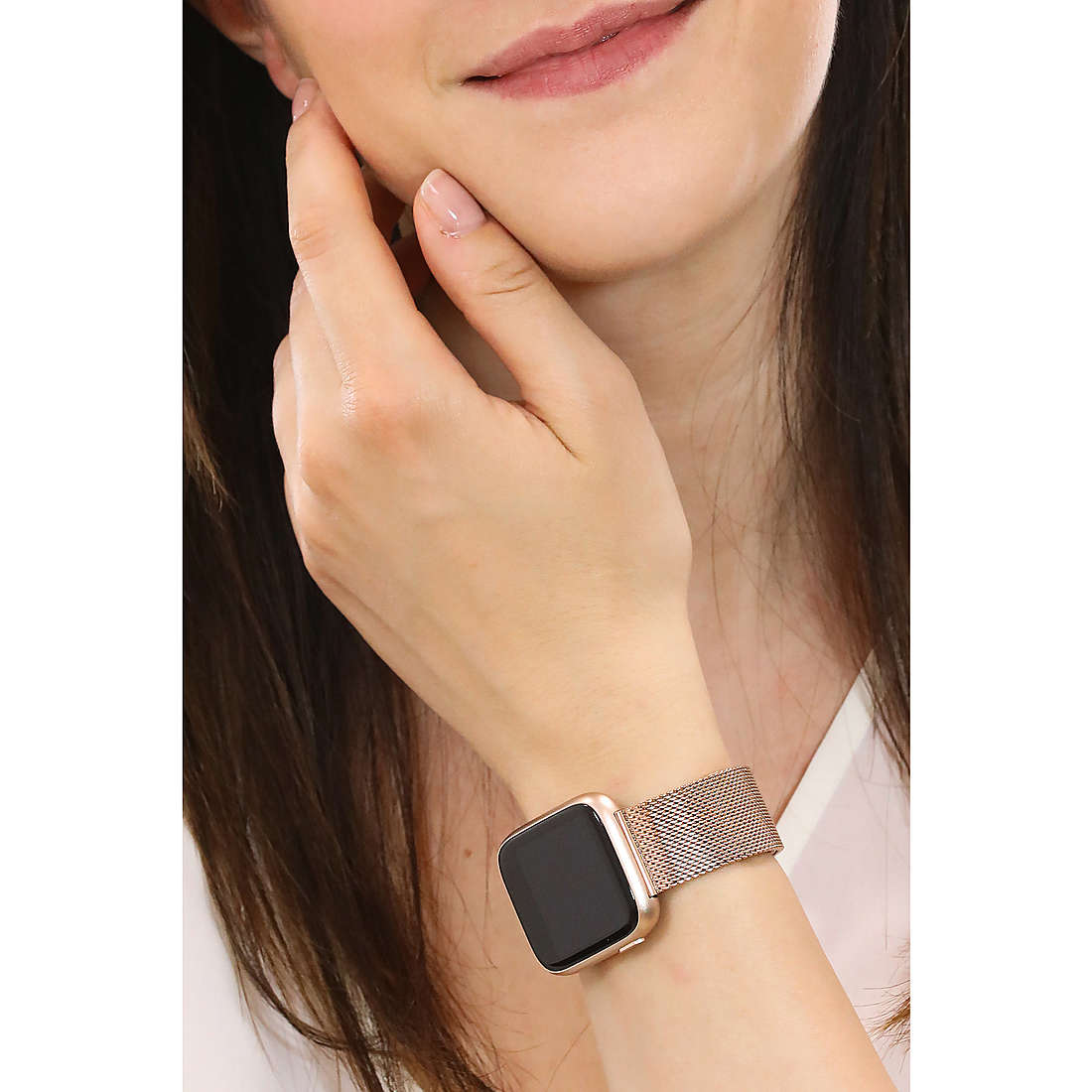 Morellato Smartwatches M-01 woman R0153167501 wearing