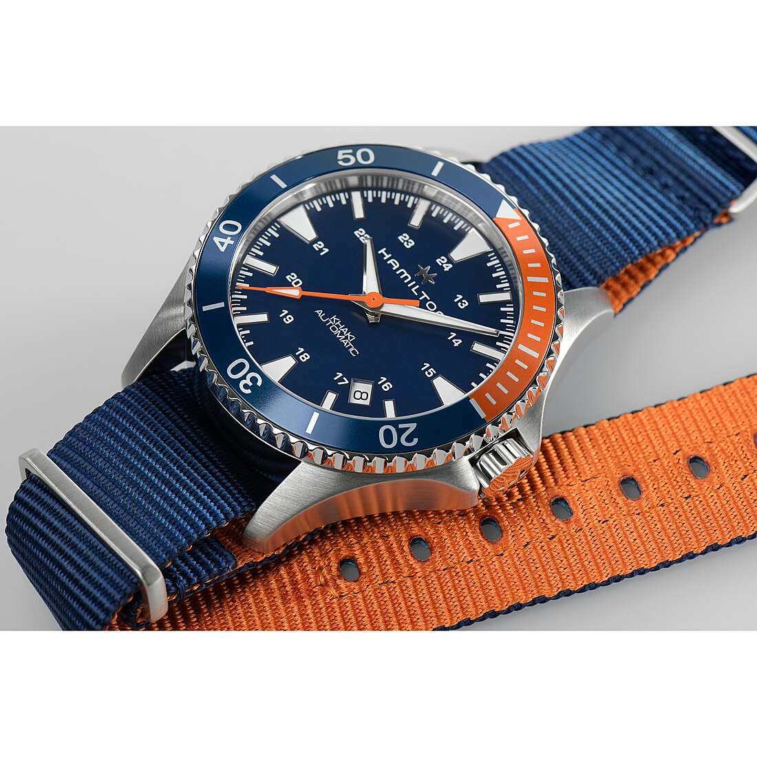 watch mechanical man Hamilton Khaki Navy H82365941